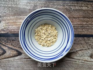 香蕉芒果燕麦奶昔的做法步骤：3
