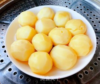 香煎小土豆的做法步骤：4