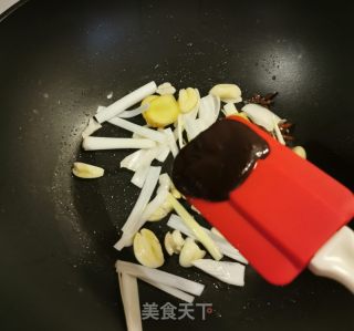 蔓越莓干烧鸡翅的做法步骤：4