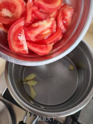 西红柿牛肉汤的做法步骤：5