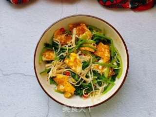 金针菇菠菜拌煎蛋的做法步骤：12