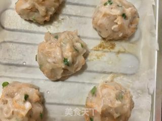 ????零油版的杏片蝦球????的做法步骤：4