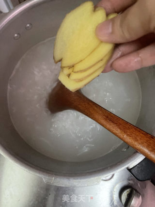 鱿鱼肉丸粥的做法步骤：7