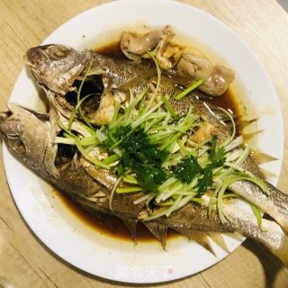 清蒸黄花鱼的做法步骤：14