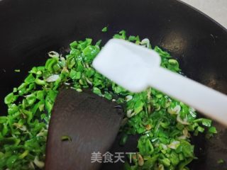 虾皮炒辣椒末的做法步骤：7