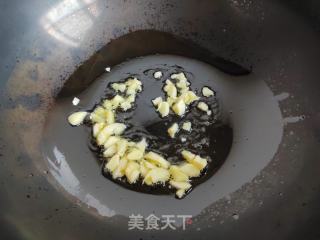 蘑菇秋葵炒豆干的做法步骤：3