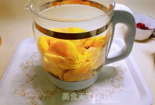 黄桃冰糖水的做法步骤：4