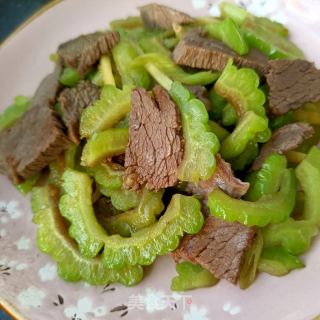 驴肉炒苦瓜的做法步骤：11