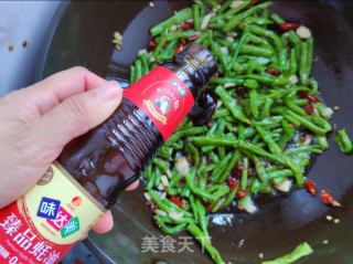 干煸豆角的做法步骤：7
