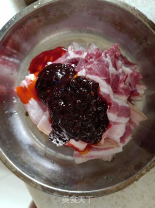 粉蒸五花肉的做法步骤：3