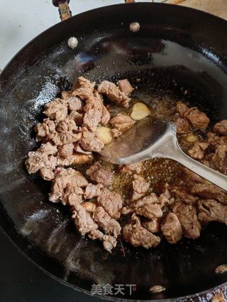 蔬菜烧牛肉的做法步骤：4