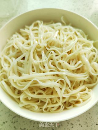 青椒肉丝面的做法步骤：15