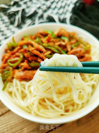 青椒肉丝面的做法步骤：18