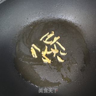 香干毛豆烧胁排的做法步骤：3