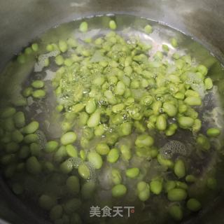 香干毛豆烧胁排的做法步骤：6