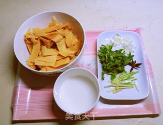 锅巴菜的做法步骤：1