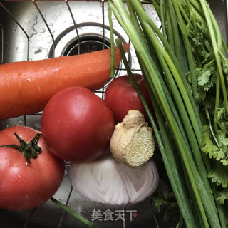 家常番茄牛肉面的做法步骤：2