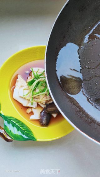 油淋海参豆腐的做法步骤：9