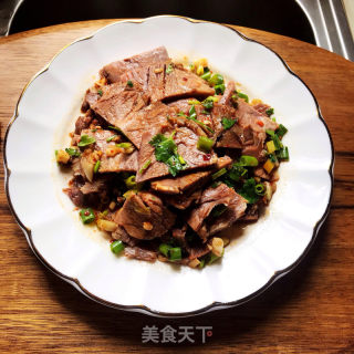 凉拌牛肉的做法