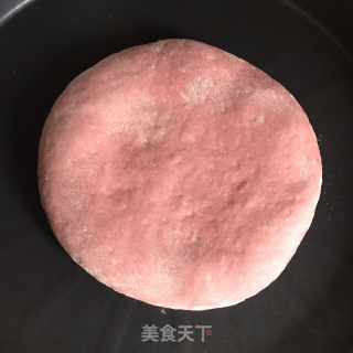 粉红色锅盔的做法步骤：7