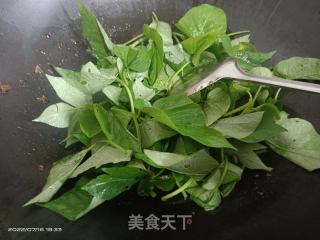炒番薯叶的做法步骤：1