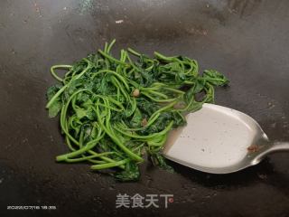 炒番薯叶的做法步骤：2