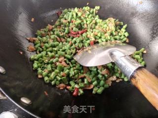 外婆菜炒长豆角的做法步骤：9