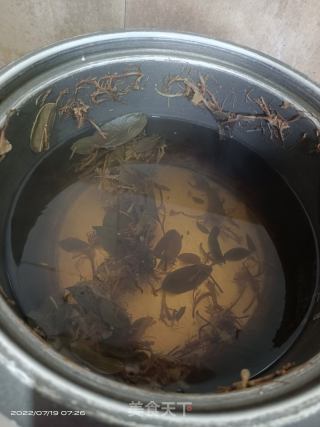 金银花绿豆水的做法步骤：4