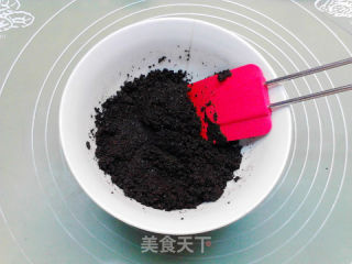 奥利奥可可慕斯蛋糕的做法步骤：3