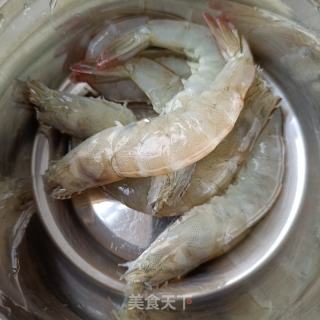 老黄瓜炒明虾的做法步骤：2