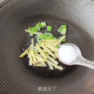 老黄瓜炒明虾的做法步骤：9
