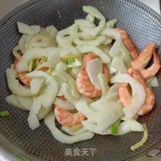 老黄瓜炒明虾的做法步骤：12