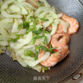 老黄瓜炒明虾的做法步骤：14