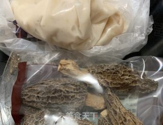 蝦滑釀羊肚菌的做法步骤：1