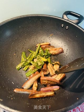 青椒茄子的做法步骤：3
