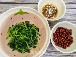 苋菜别在炒着吃，简单一拌脆香味美的做法步骤：5