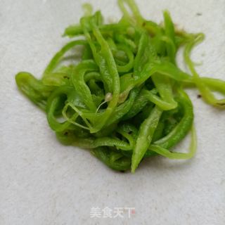烧椒拌皮蛋的做法步骤：8