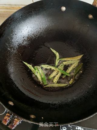 红肠炒蔬菜的做法步骤：4
