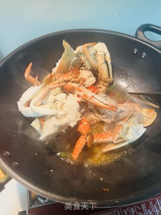迷踪蟹火锅的做法步骤：4