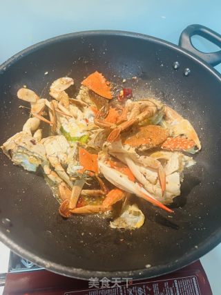迷踪蟹火锅的做法步骤：5