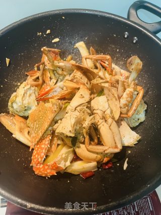 迷踪蟹火锅的做法步骤：7
