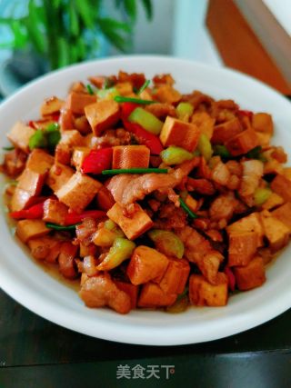 豆干炒丝瓜的做法步骤：11