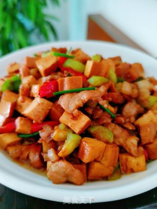 豆干炒丝瓜的做法步骤：12
