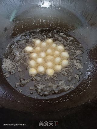 卤鸡爪鹌鹑蛋的做法步骤：8