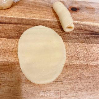 蛋黄酥的做法步骤：13