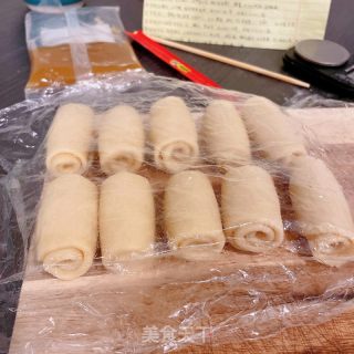 蛋黄酥的做法步骤：16