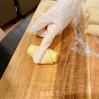 蛋黄酥的做法步骤：17