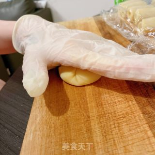 蛋黄酥的做法步骤：19