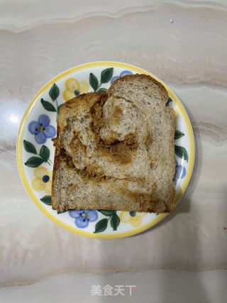 咸蛋黄肉松吐司的做法步骤：18