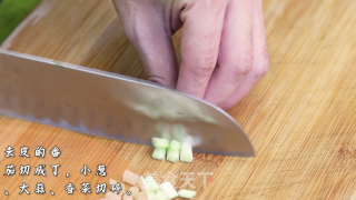 茄汁炸蛋的做法步骤：2